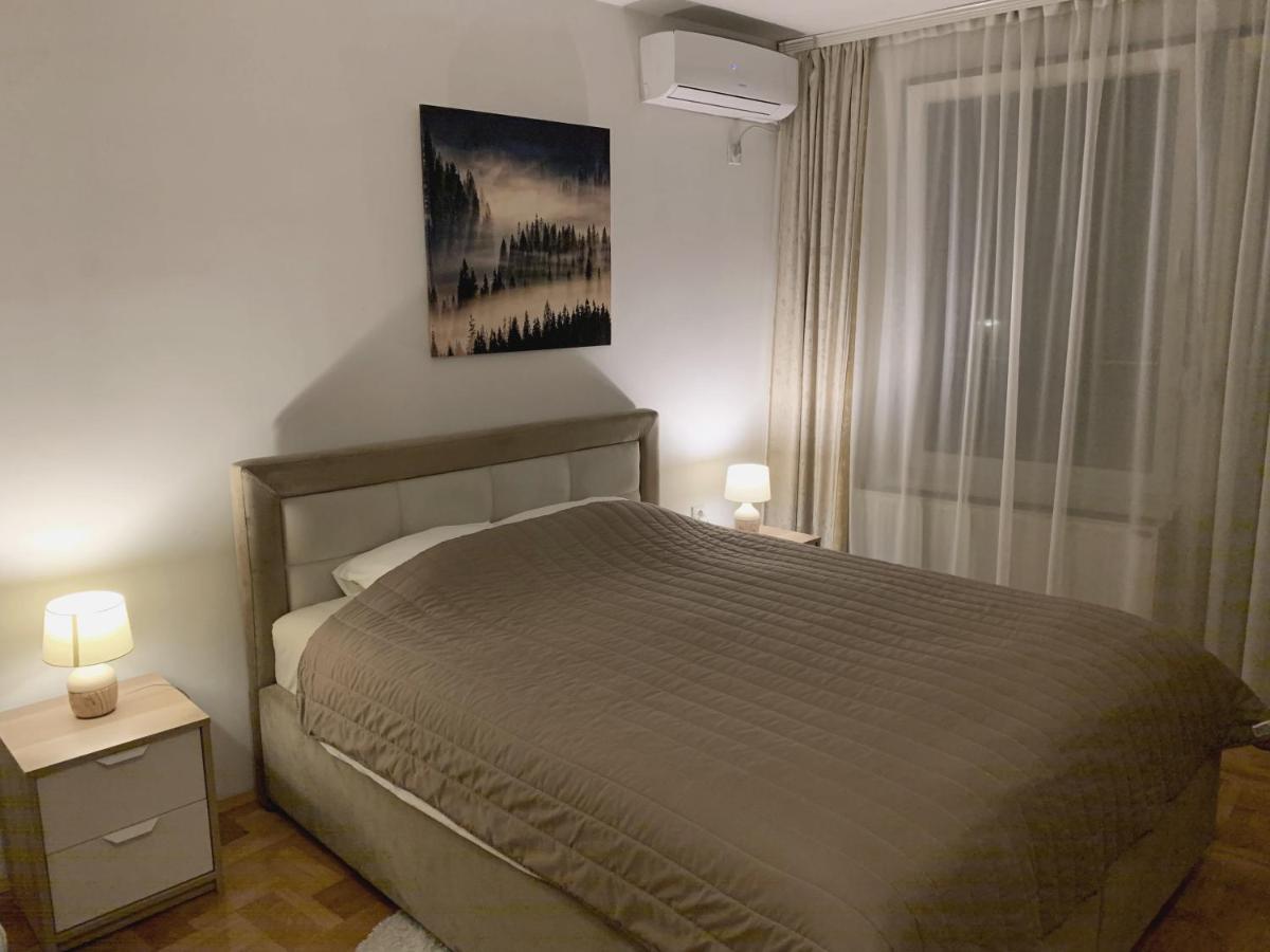 Trident Apartments 2 Ni Екстериор снимка